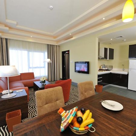 Al Raya Suites Hotel Al-Manamah Ruang foto