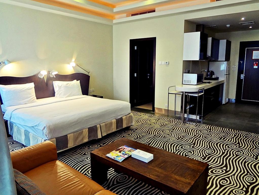 Al Raya Suites Hotel Al-Manamah Bagian luar foto
