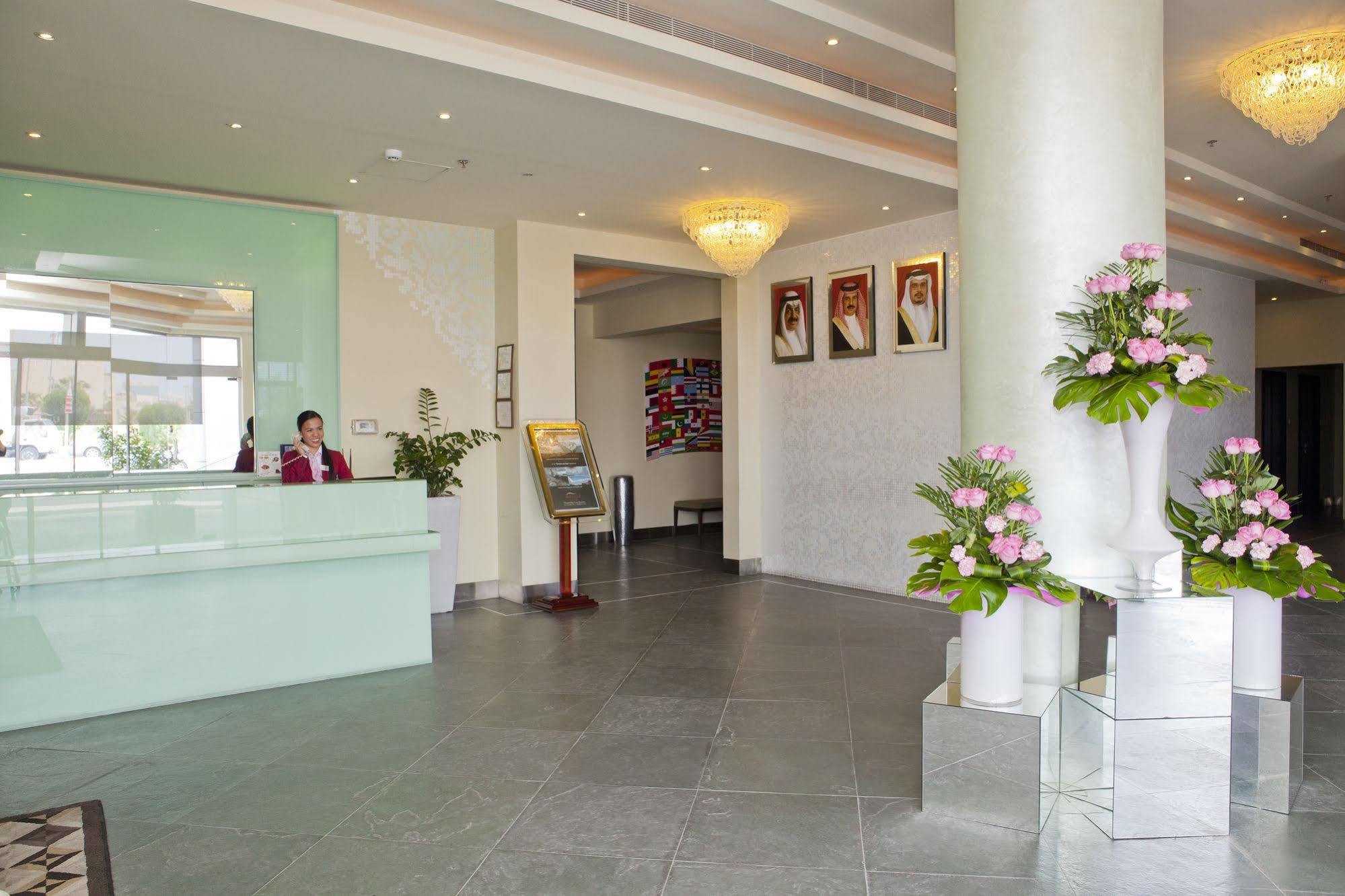 Al Raya Suites Hotel Al-Manamah Bagian luar foto